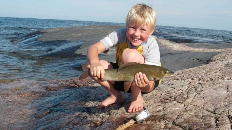Vill få fler att prova sportfiske vid kusten